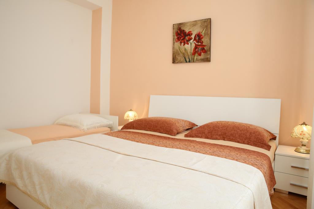 Apartments Vila&Zora فوديس المظهر الخارجي الصورة
